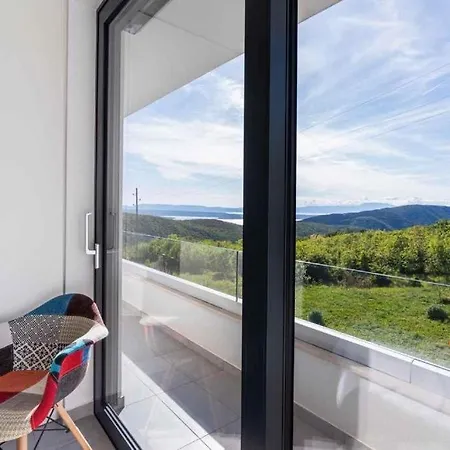 Villa Hillside
